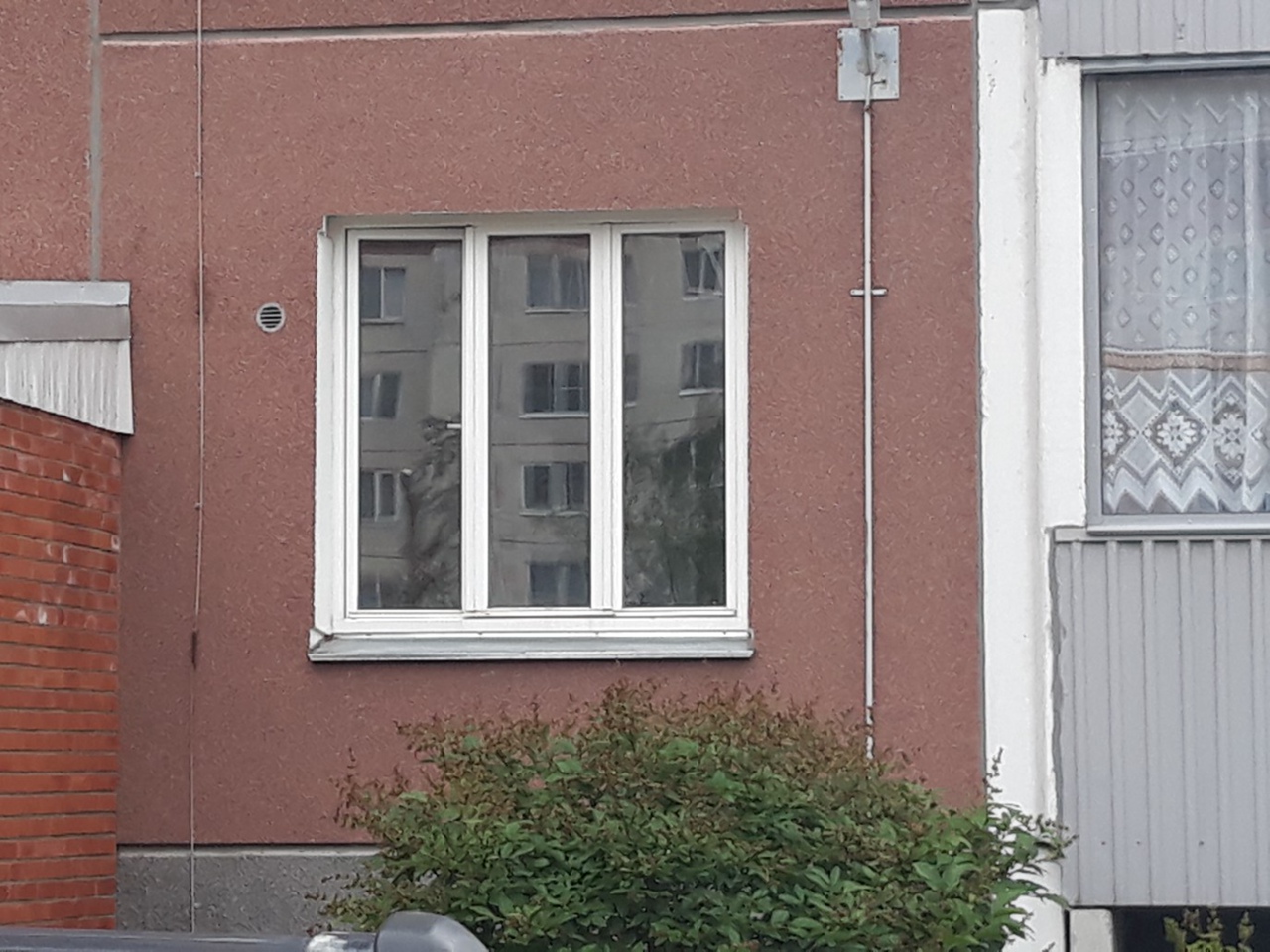 Окна Rehau Grazio с полной отделкой - фото 2